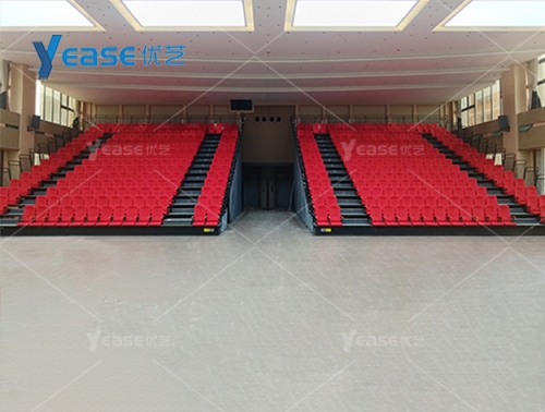 新疆庫車市大飯店（五星級(jí)酒店）多功能廳